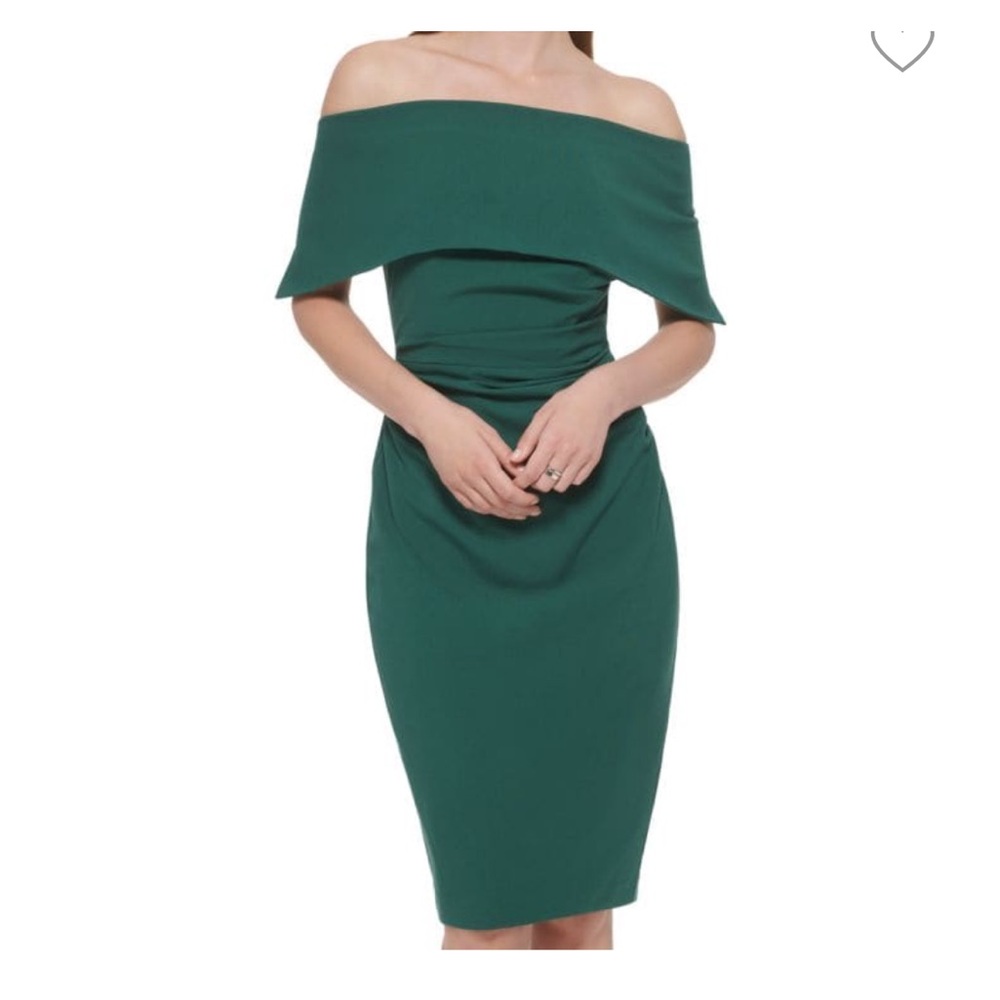 Vince Camuto Green Ruched Off-Shoulder Sheath Dress